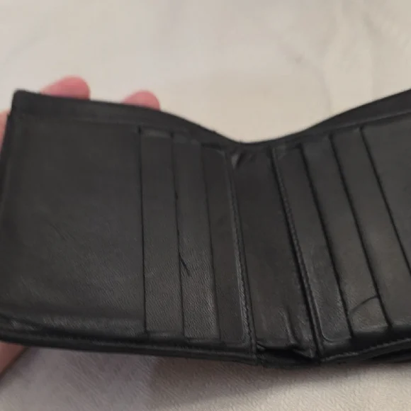 CHANEL Black Pebbled Leather Wallet - Picture 12 of 16